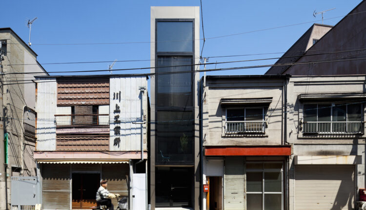 YUUA-architects-the-1.8m-width-house-1
