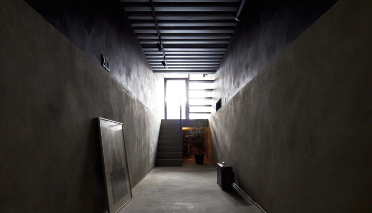 YUUA-architects-the-1.8m-width-house-5