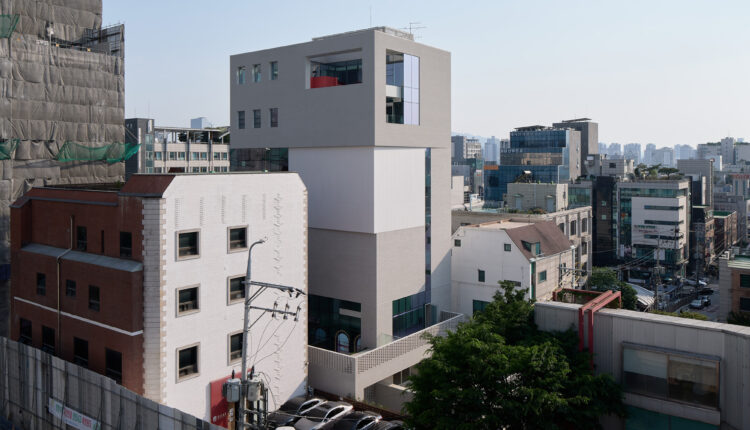 ban_Chai Communication Office Building-23
